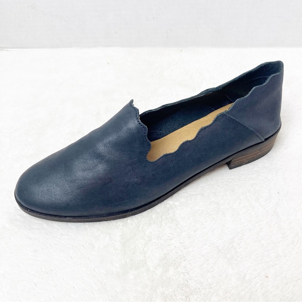 Lucky Brand Chaslie scalloped slip on leather loafer black 7.5